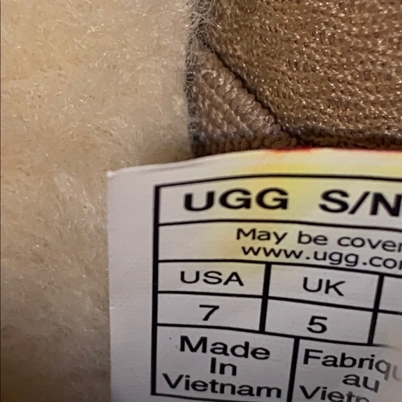 UGG LOWMEL - Picture 5 of 5